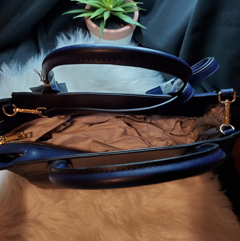 Navy Voyage Purse by a new day. - Picture 2 of 8